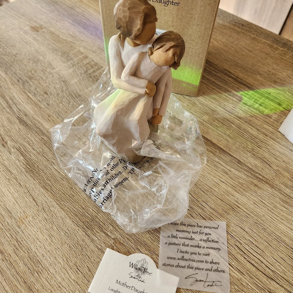 Brand New Willow Tree MotherDaughter